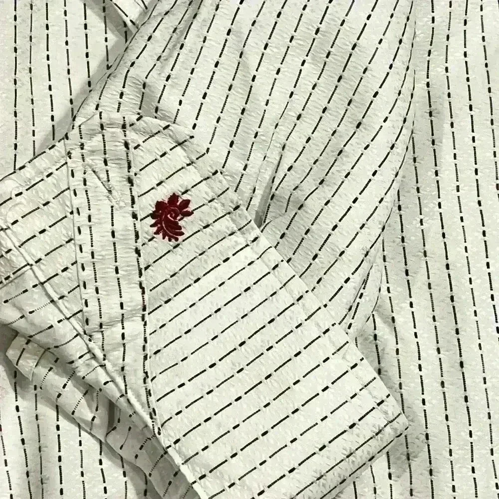 Robert Graham Men’s Button Down Flip Cuff Dress Shirt Size 41/16 M-L Preppy - Picture 6 of 9